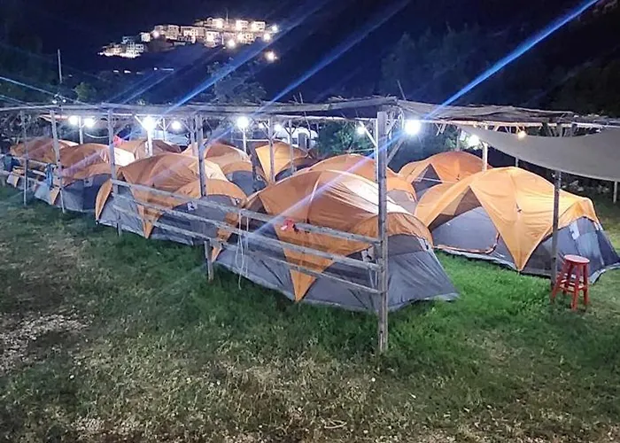 Kamp alanı Icampjal Camp And Bar Jal