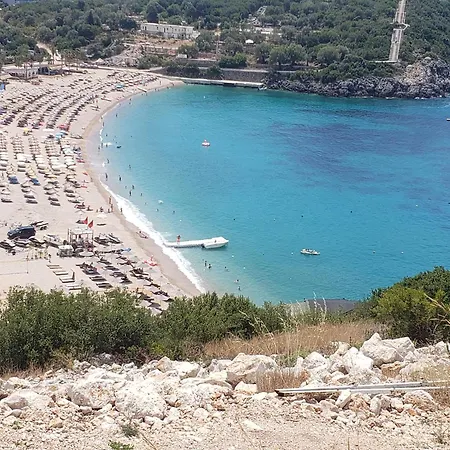 Icampjal Camp And Bar *