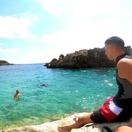 مكان تخييم Icampjal Camp And Bar *