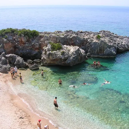 مكان تخييم Icampjal Camp And Bar *