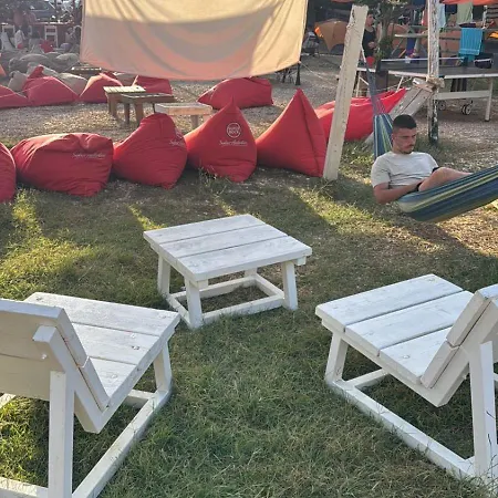 Icampjal Camp And Bar مكان تخييم