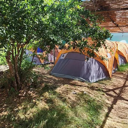 Icampjal Camp And Bar * جال