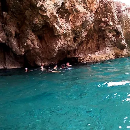 Icampjal Camp And Bar *